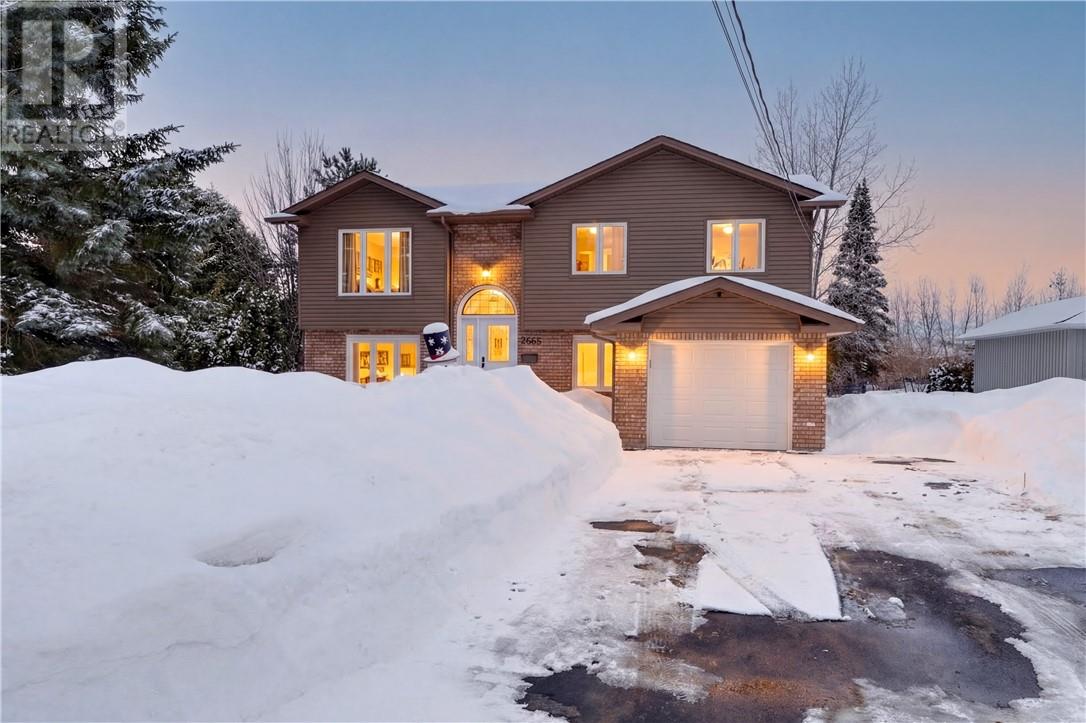 2665 Greenvalley Drive, Greater Sudbury, Ontario  P3E 5B7 - Photo 2 - 2126836