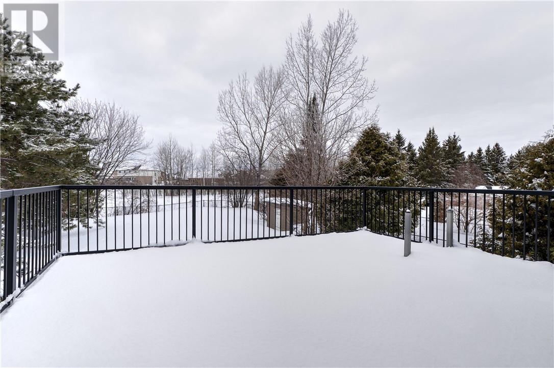 2665 Greenvalley Drive, Greater Sudbury, Ontario  P3E 5B7 - Photo 3 - 2126836