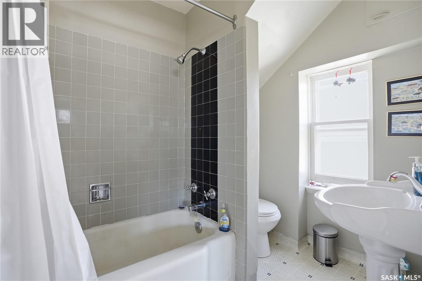 2512 Garnet Street, Regina, Saskatchewan  S4T 3A4 - Photo 25 - SK030549