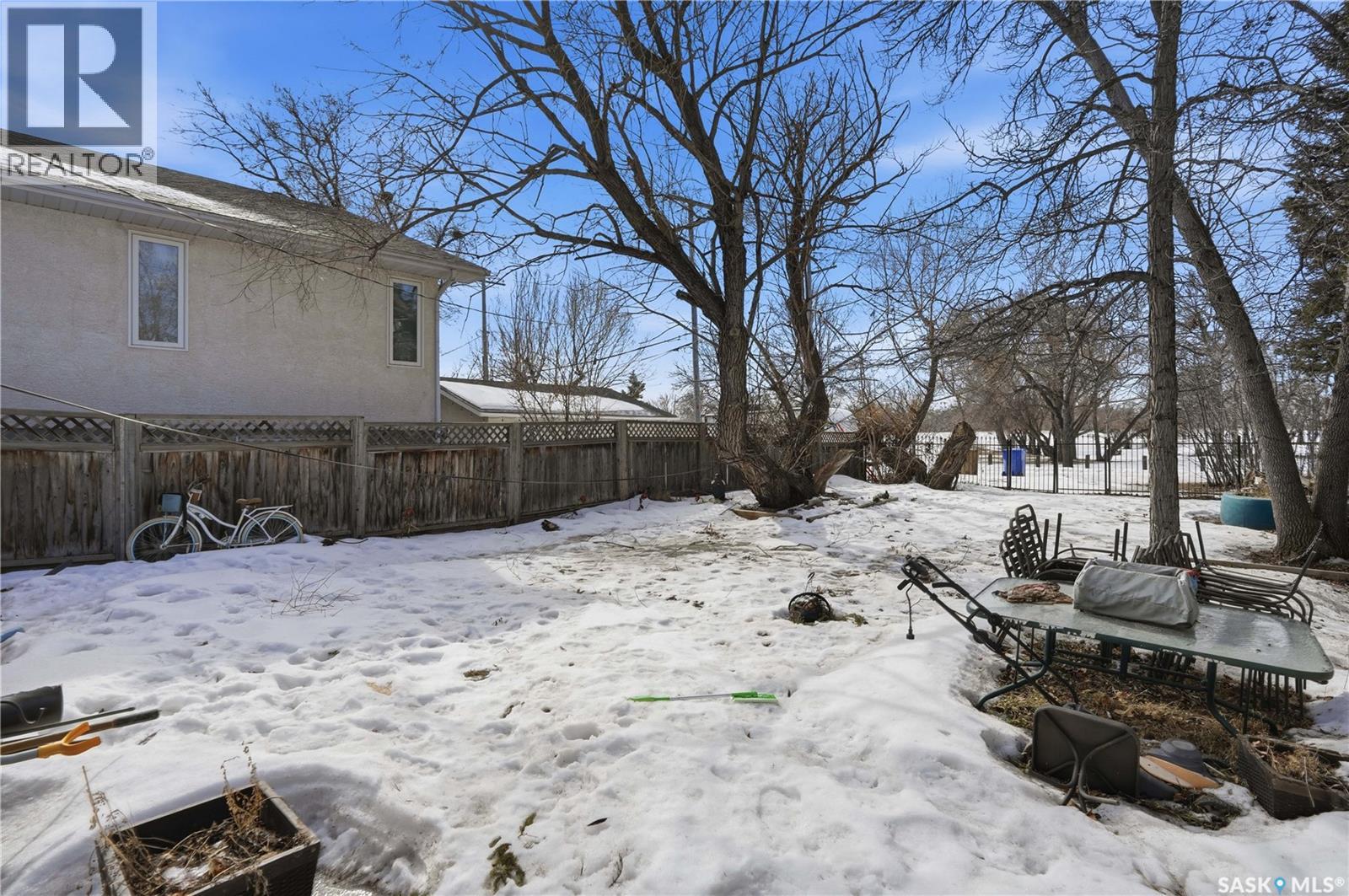 2512 Garnet Street, Regina, Saskatchewan  S4T 3A4 - Photo 36 - SK030549
