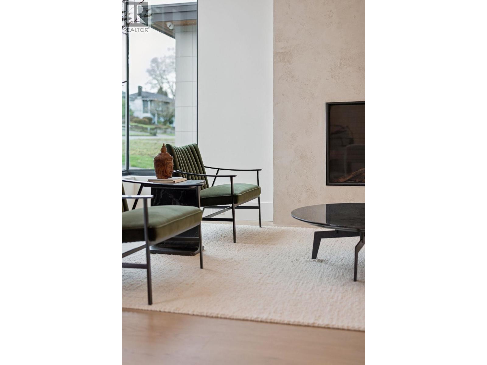 7961 Burnfield Crescent, Burnaby, British Columbia  V5E 2B8 - Photo 5 - R3079408