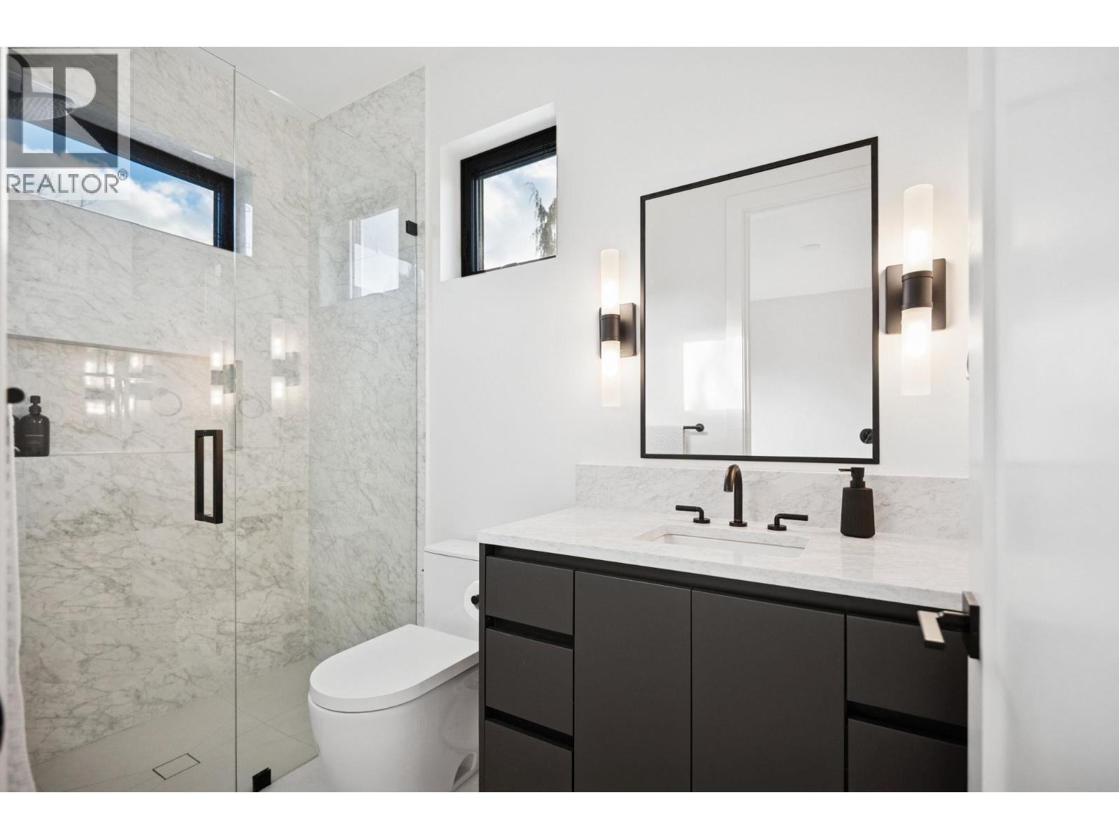 7961 Burnfield Crescent, Burnaby, British Columbia  V5E 2B8 - Photo 28 - R3079408