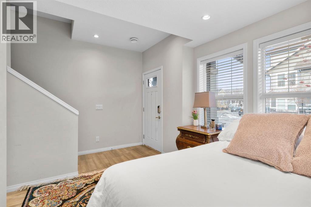 2001, 280 Williamstown Close Nw, Airdrie, Alberta  T4B 4B6 - Photo 4 - A2284166