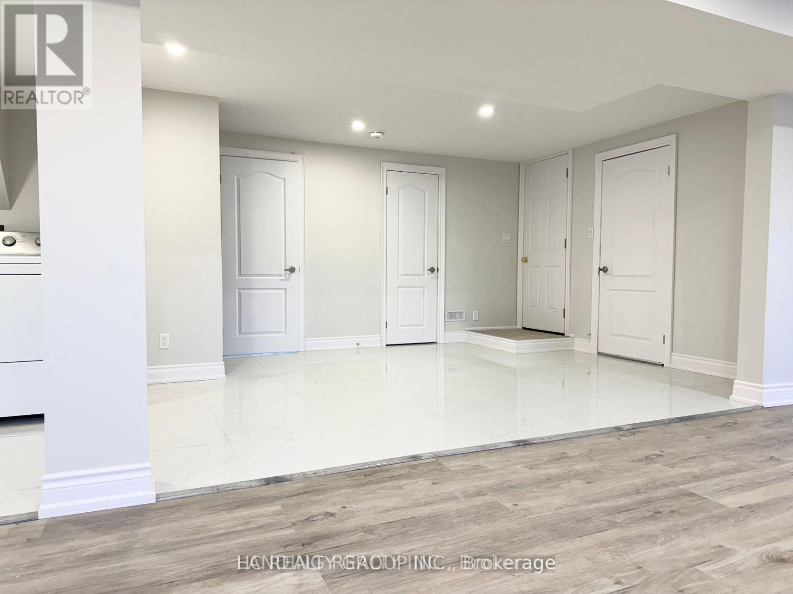 Lower 2 Barker Court, Markham, Ontario  L3P 3X8 - Photo 4 - N12933054