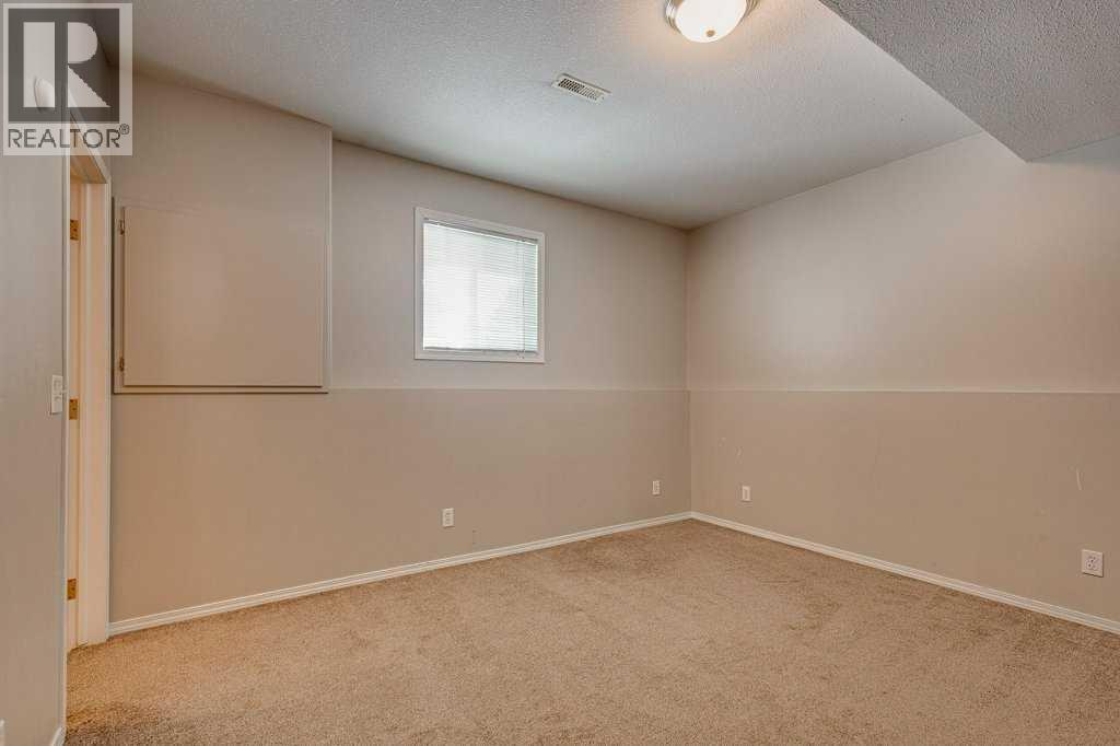 15 Kerry Wood Mews, Red Deer, Alberta  T4N 7B8 - Photo 36 - A2290004