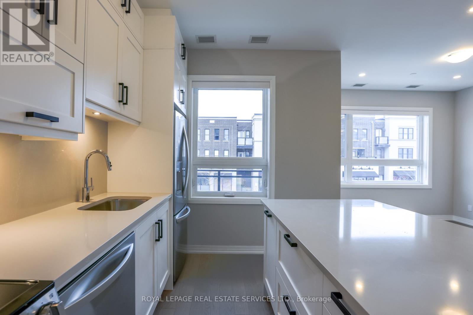 203 - 3285 Carding Mill Trail, Oakville, Ontario  L6M 5P7 - Photo 9 - W12933062