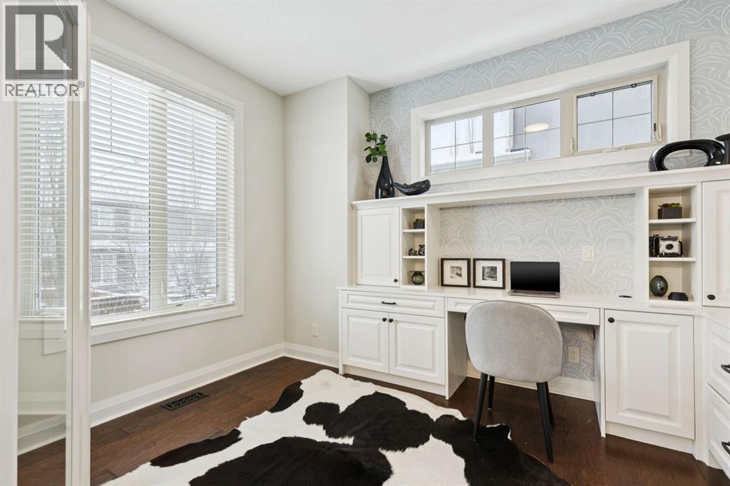 136 Aspen Dale Way Sw, Calgary, Alberta  T3H 0S1 - Photo 13 - A2296051