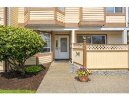 <div class="price">$616,888</div> 43 9273 122 Street, Surrey<br><div style="margin-bottom:8px;"><small>RE/MAX Blueprint</small></div><div class='bed_bath'>2 Bed | 1 Bath</div>