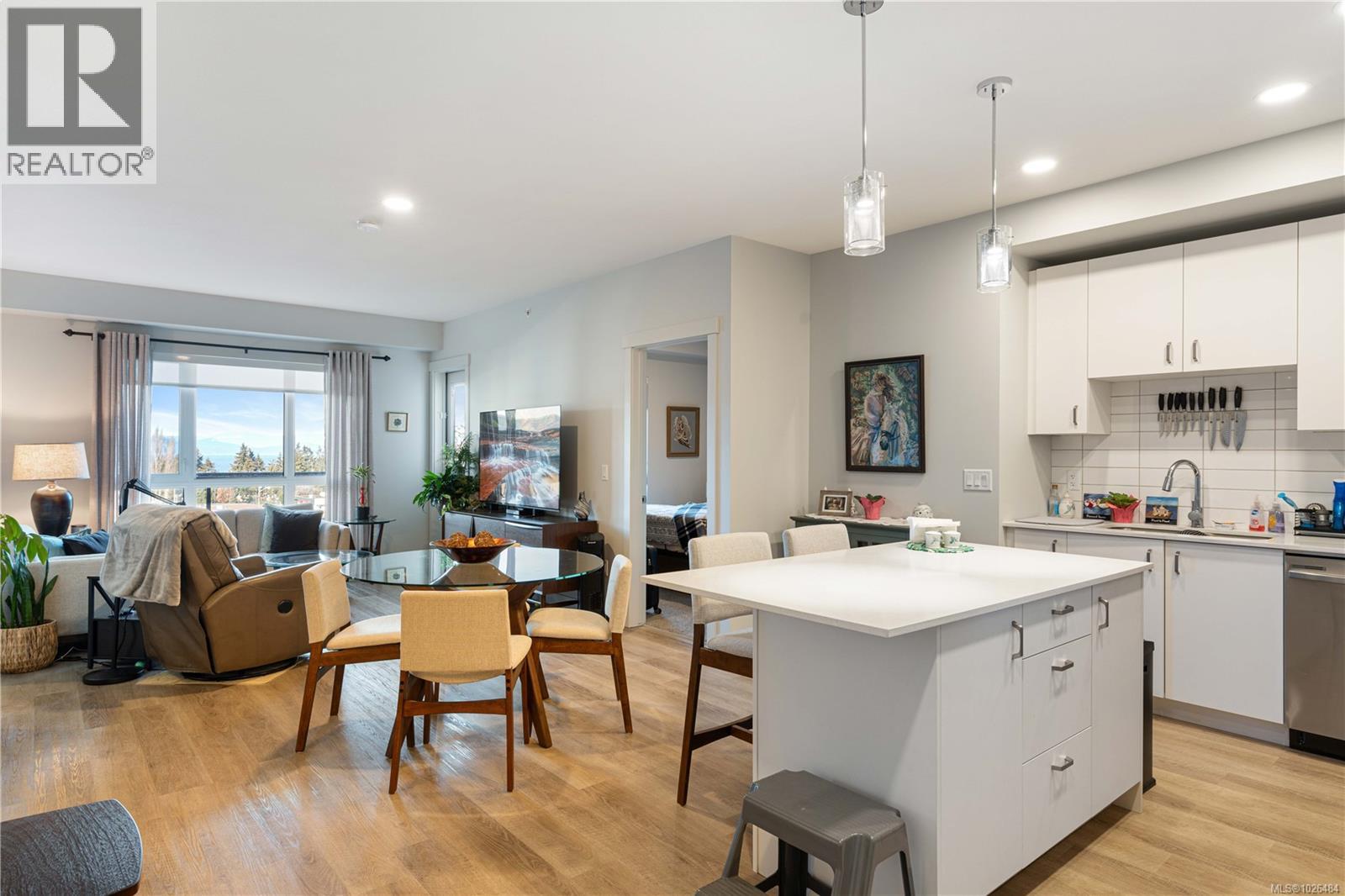 403 120 Jensen Ave W, Parksville, British Columbia