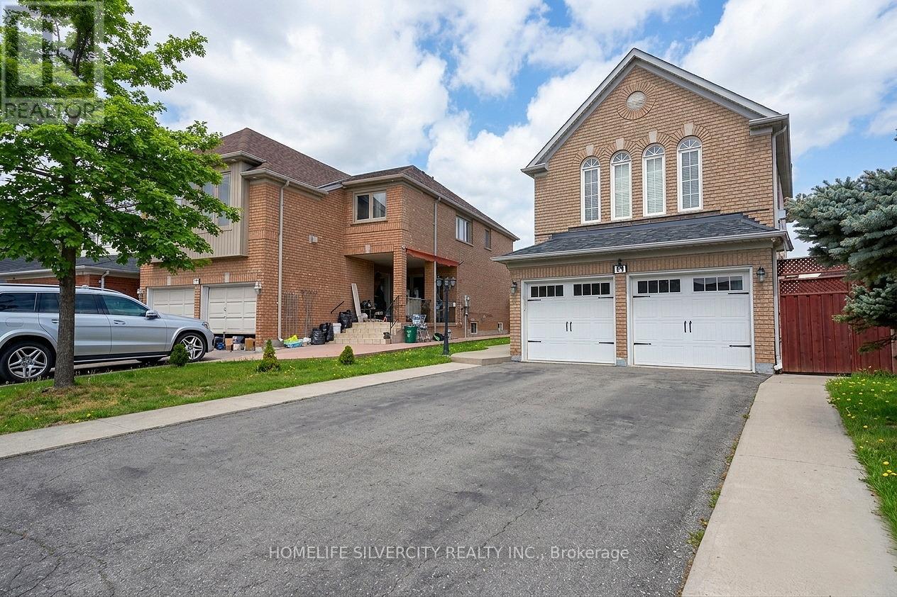 11 Rangeland Road, Brampton, Ontario  L6R 1L4 - Photo 2 - W12930828