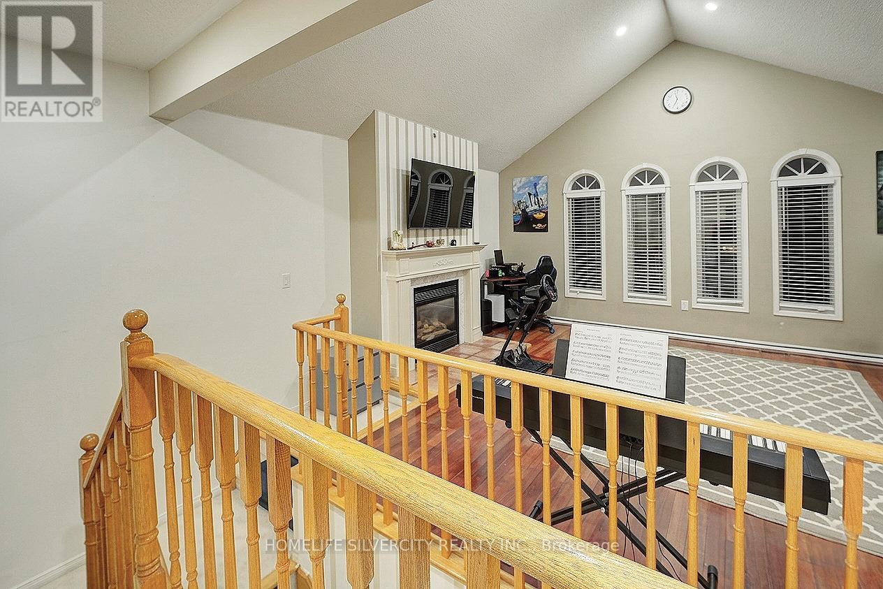 11 Rangeland Road, Brampton, Ontario  L6R 1L4 - Photo 23 - W12930828