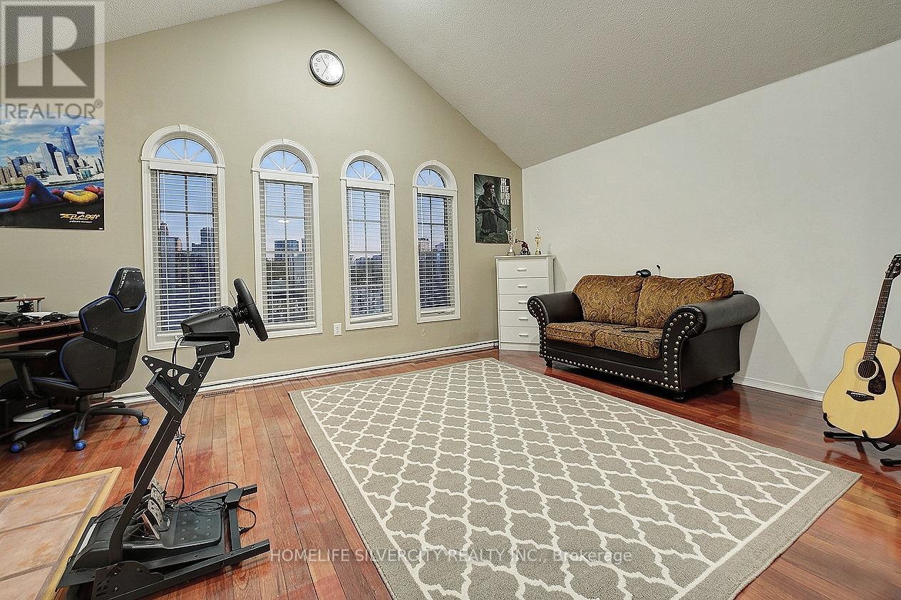 11 Rangeland Road, Brampton, Ontario  L6R 1L4 - Photo 25 - W12930828