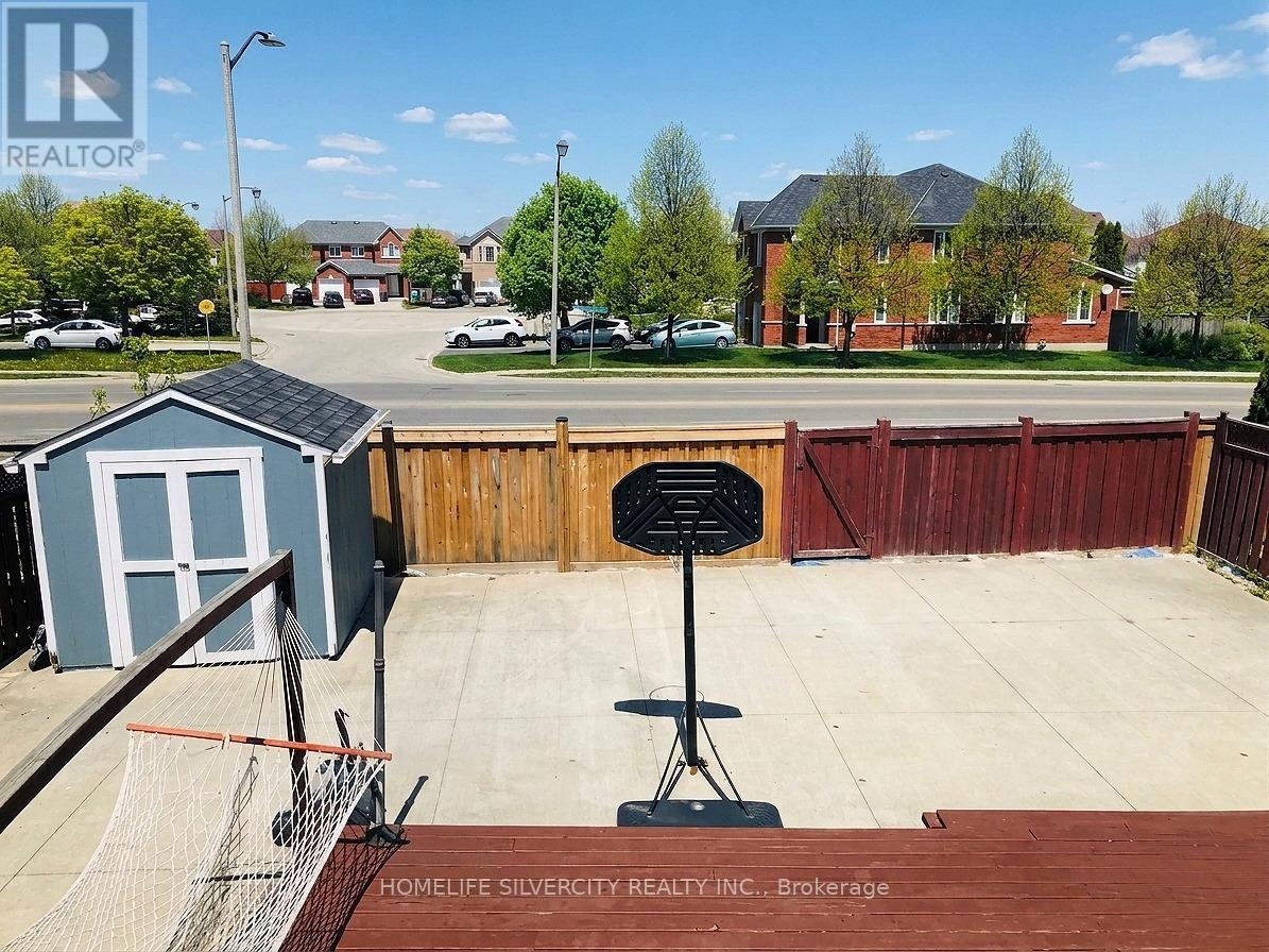 11 Rangeland Road, Brampton, Ontario  L6R 1L4 - Photo 40 - W12930828