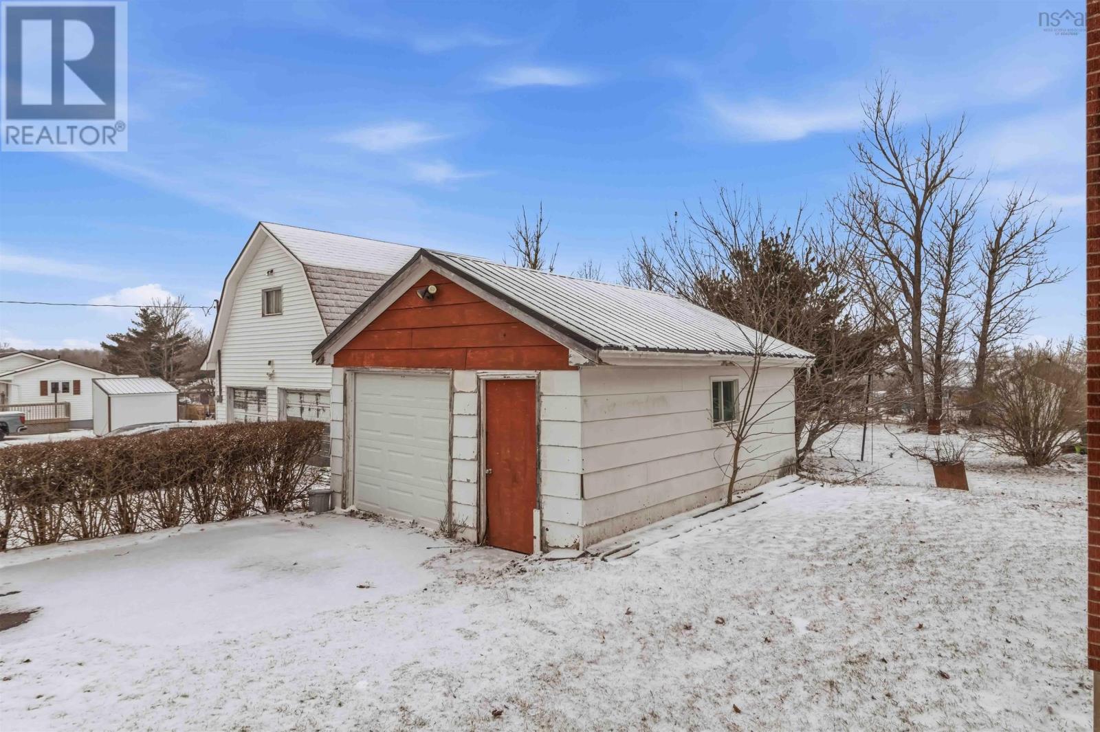 24 Tower Road, Stewiacke, Nova Scotia  B0N 2J0 - Photo 5 - 202605512