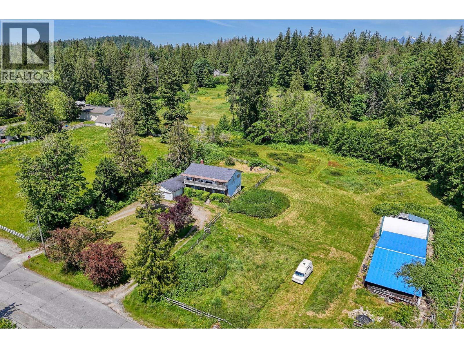 10022 Rolley Crescent, Maple Ridge, British Columbia  V2W 1J9 - Photo 3 - R3098857