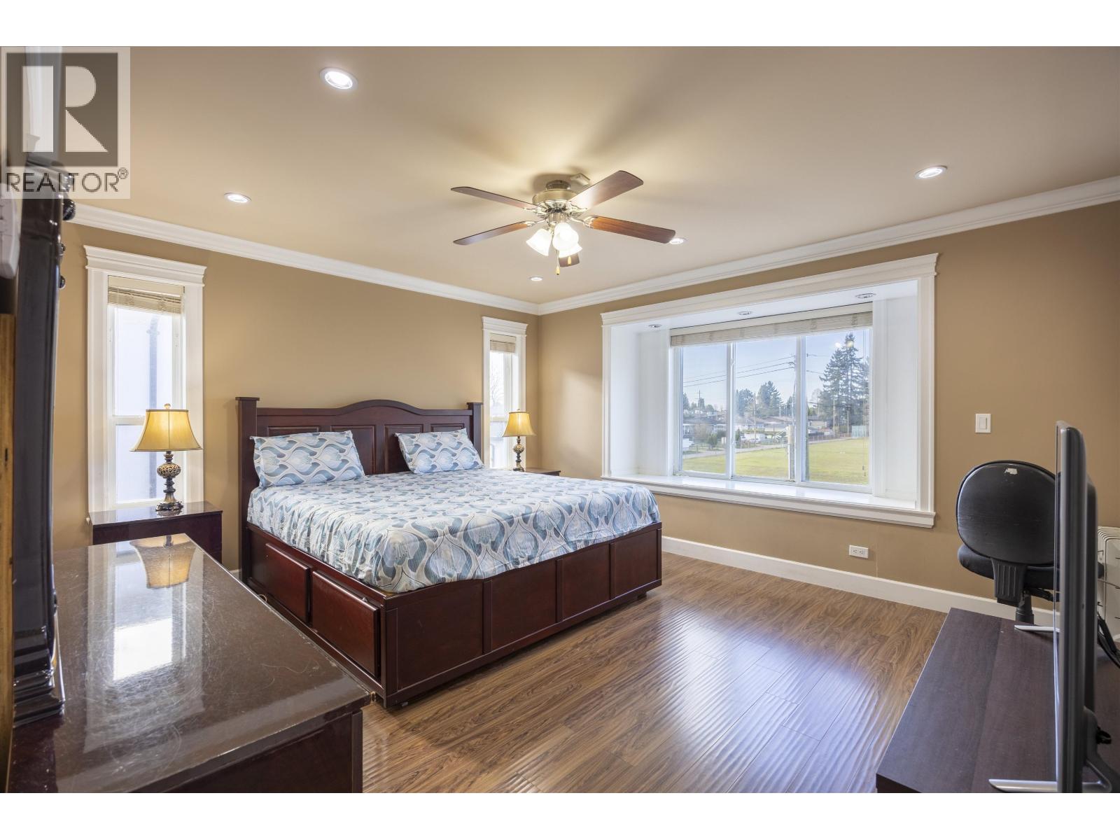 7851 Canada Way, Burnaby, British Columbia  V3N 3K8 - Photo 13 - R3102665