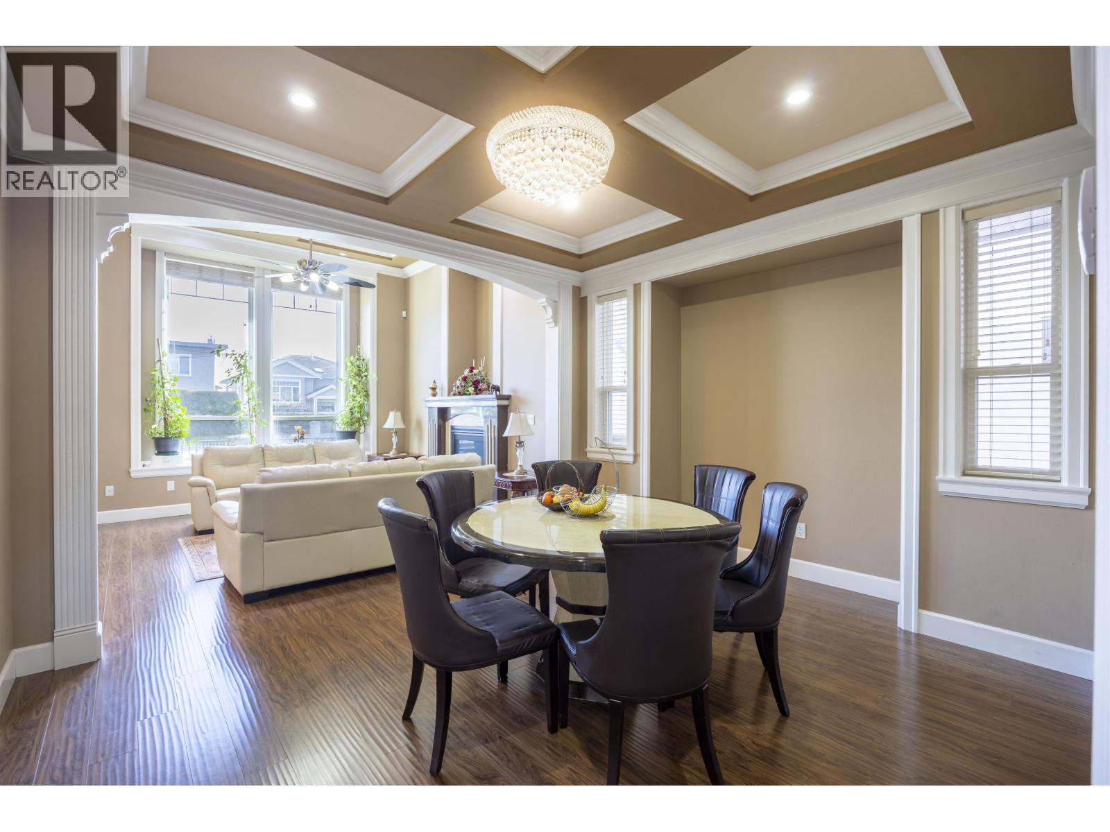 7851 Canada Way, Burnaby, British Columbia  V3N 3K8 - Photo 6 - R3102665