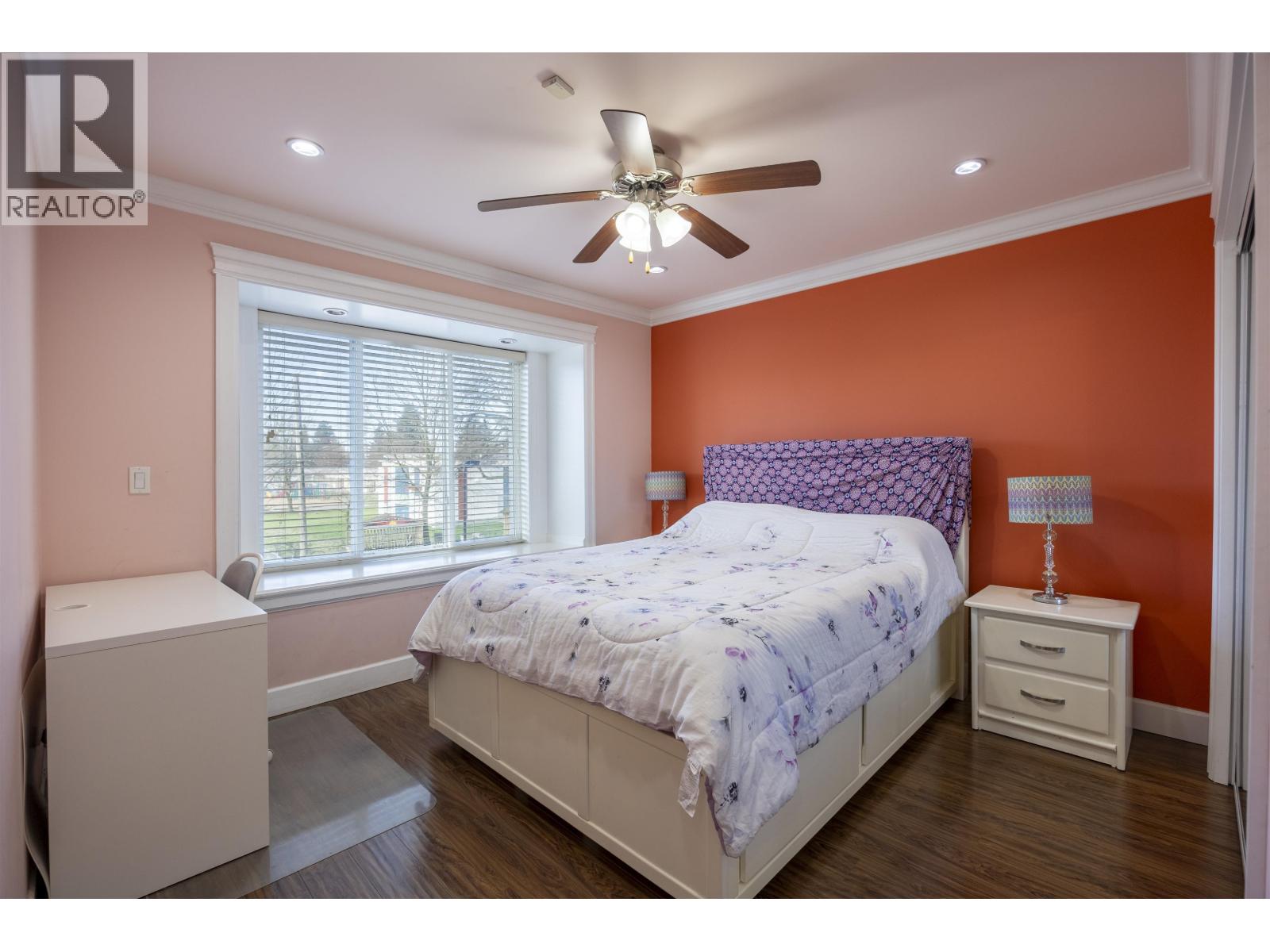 7851 Canada Way, Burnaby, British Columbia  V3N 3K8 - Photo 15 - R3102665