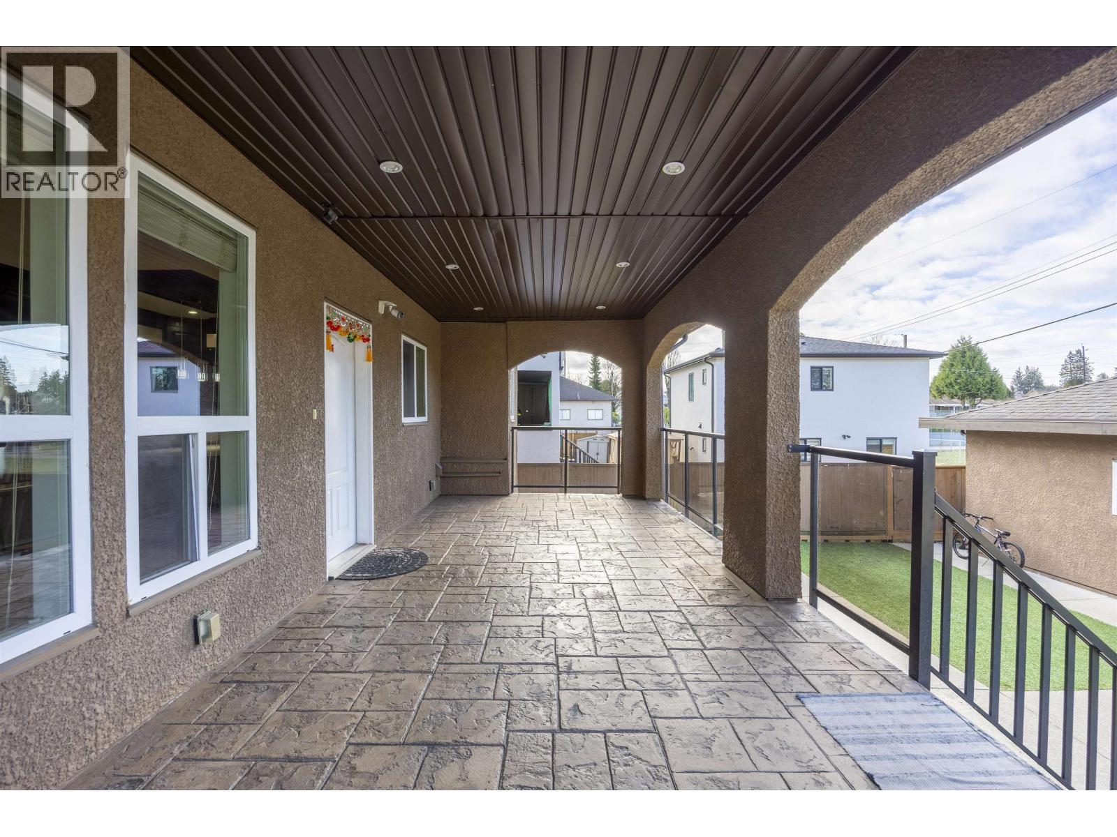 7851 Canada Way, Burnaby, British Columbia  V3N 3K8 - Photo 26 - R3102665