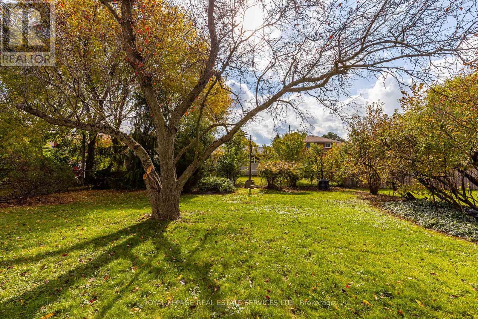 29 Doverwood Court, Toronto, Ontario  M2M 2G6 - Photo 33 - C12933114