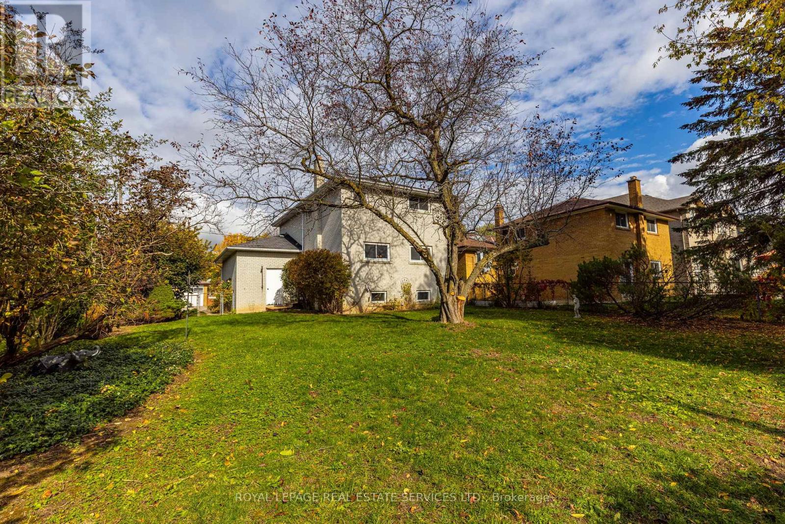 29 Doverwood Court, Toronto, Ontario  M2M 2G6 - Photo 36 - C12933114