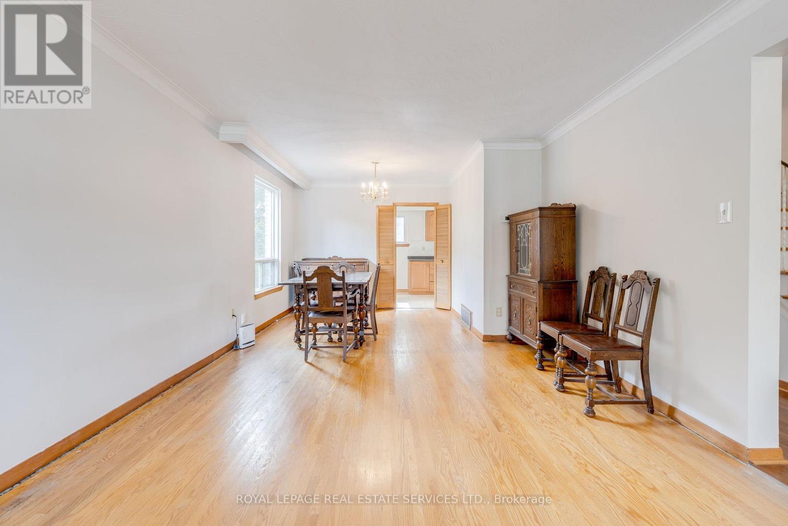 29 Doverwood Court, Toronto, Ontario  M2M 2G6 - Photo 7 - C12933114