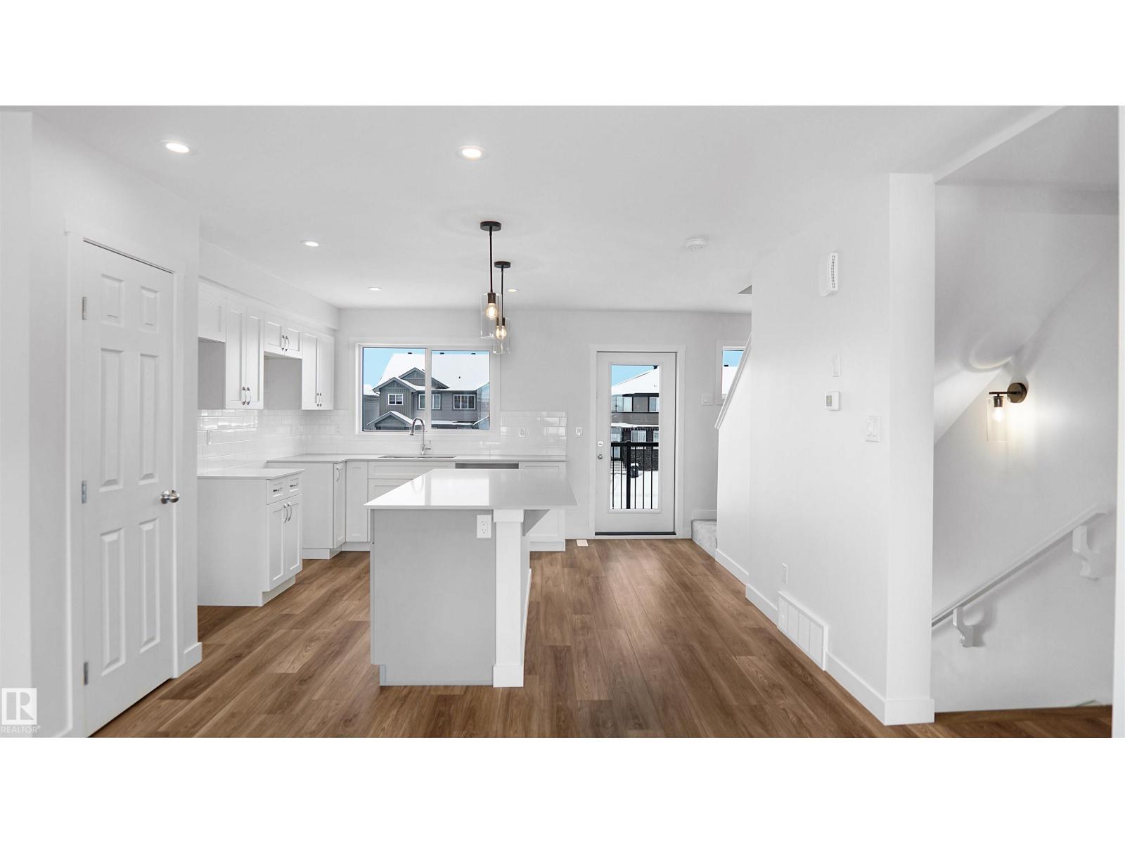 938 19 Av Nw, Edmonton, Alberta  T6T 1J1 - Photo 9 - E4479638