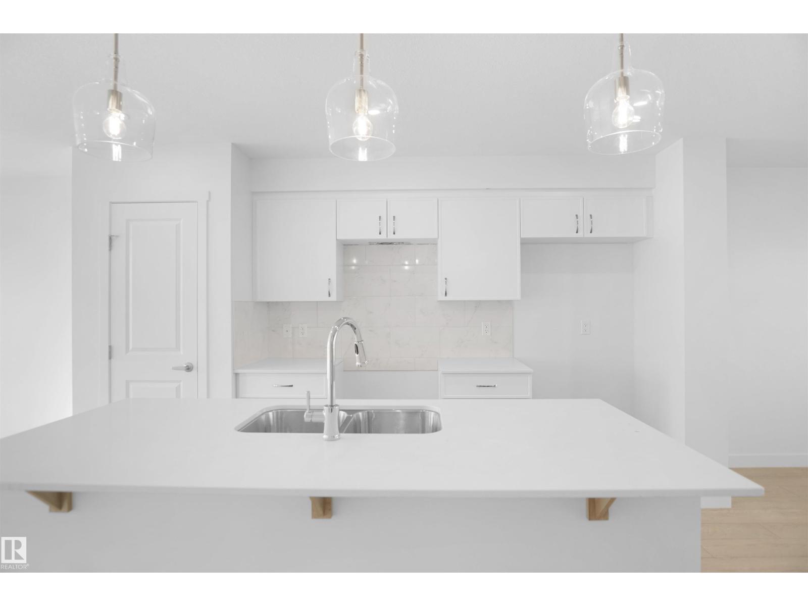 20911 16 Av Nw, Edmonton, Alberta  T6M 1L2 - Photo 10 - E4479639