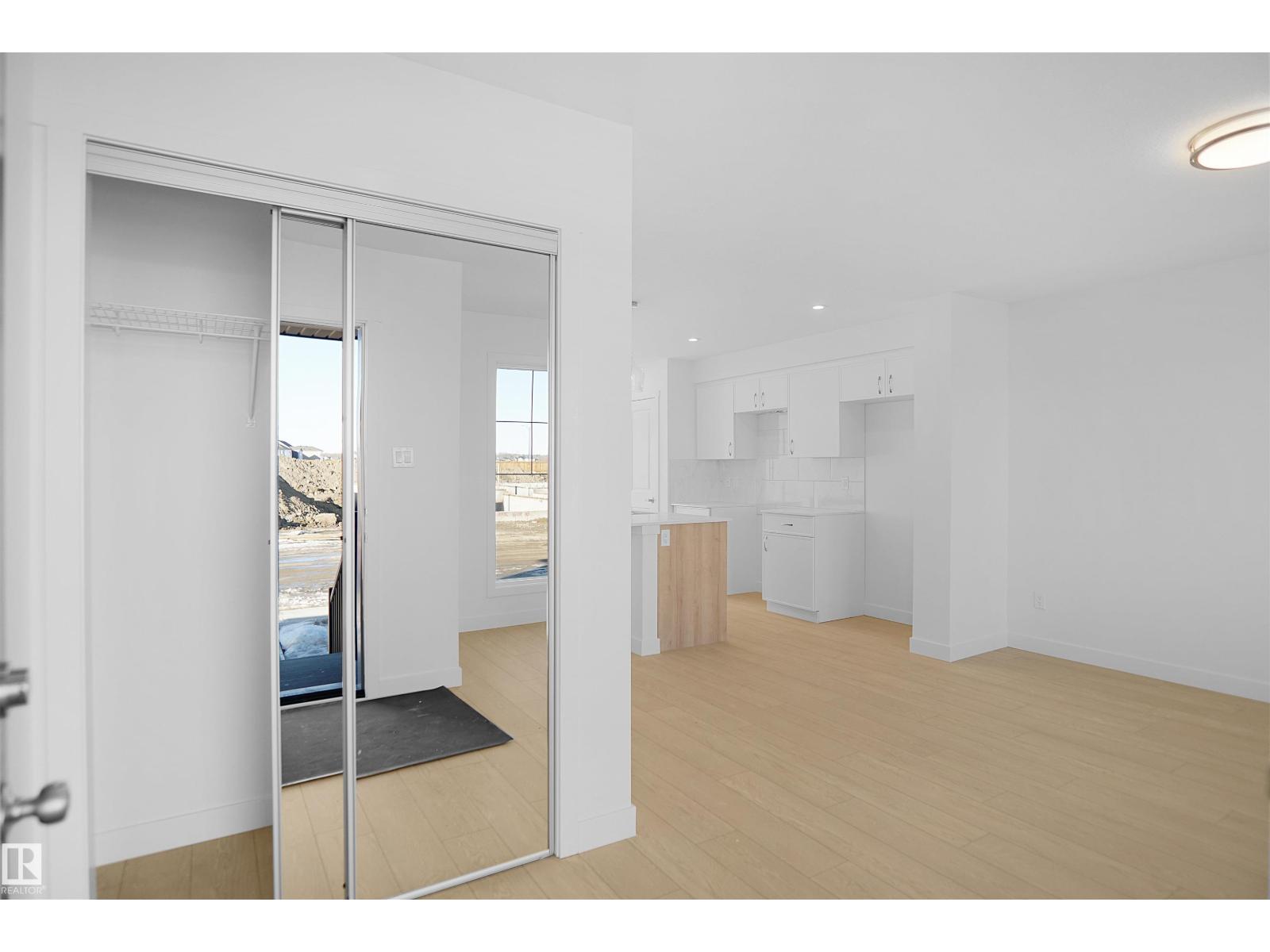 20911 16 Av Nw, Edmonton, Alberta  T6M 1L2 - Photo 3 - E4479639