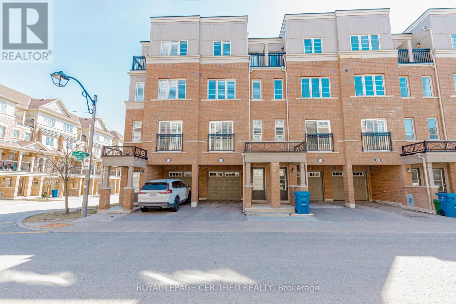 91 AQUATIC BALLET PATH, Oshawa, Ontario