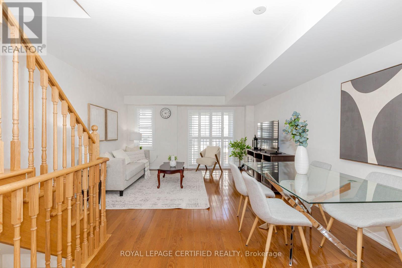 91 Aquatic Ballet Path, Oshawa, Ontario  L1L 0K6 - Photo 4 - E12933094