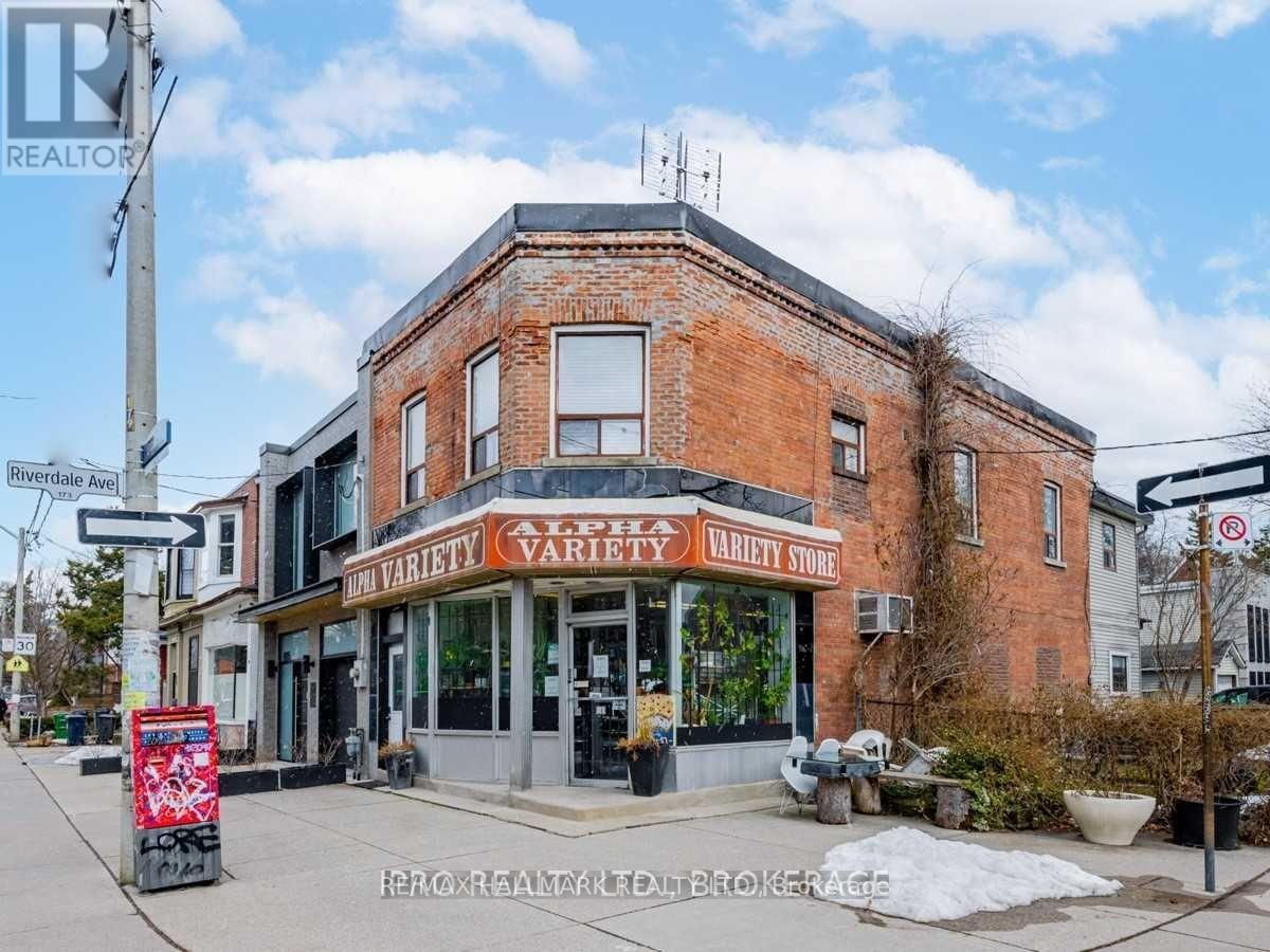 603 Logan Avenue, Toronto, Ontario  M4K 3C2 - Photo 13 - E12933104