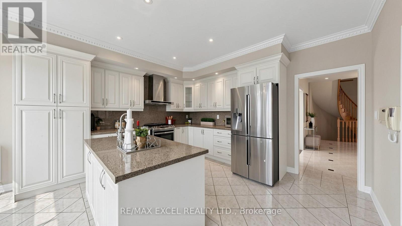 2159 Rodick Road, Markham, Ontario  L6C 1S8 - Photo 7 - N12933096