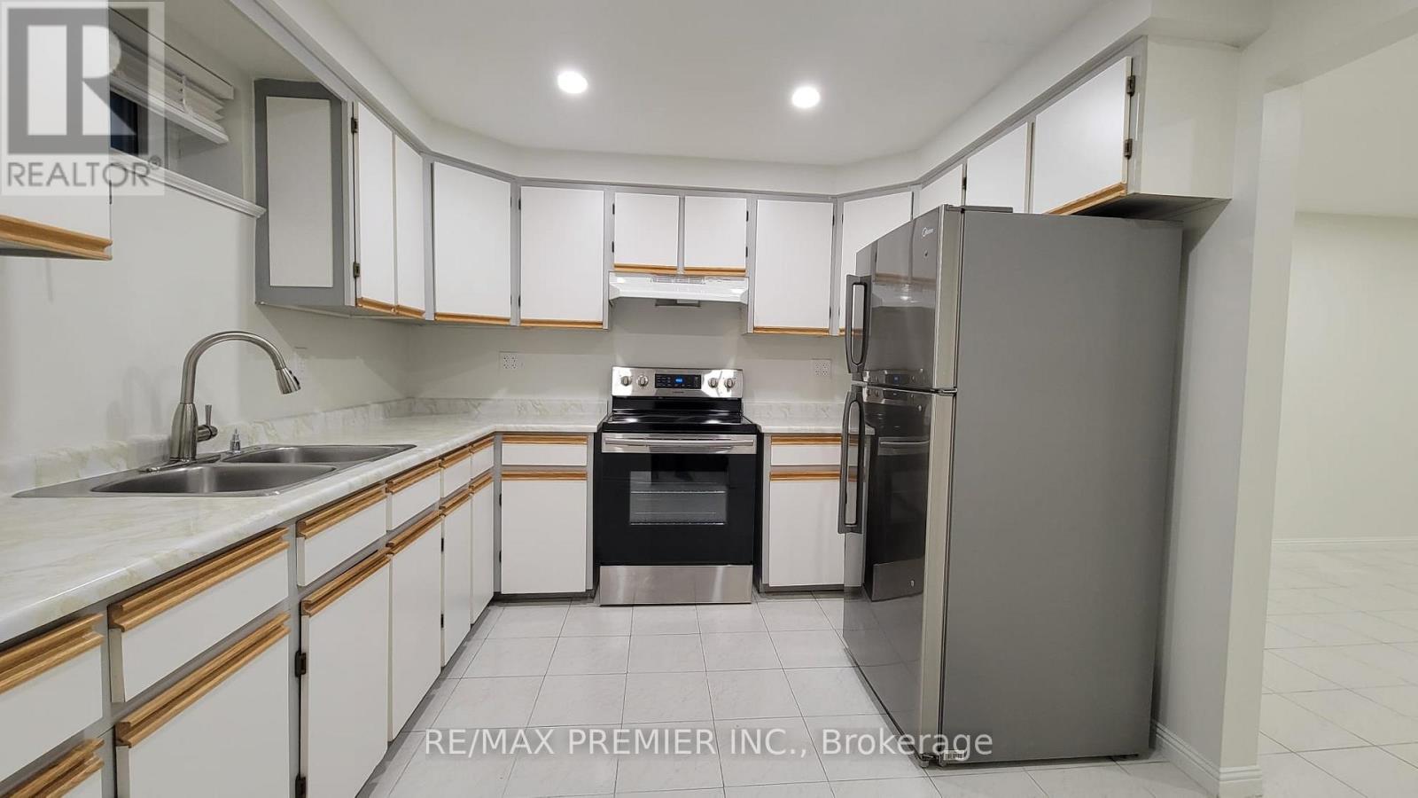 Basement - 43 Brandy Crescent, Vaughan, Ontario  L4L 3C5 - Photo 2 - N12933108