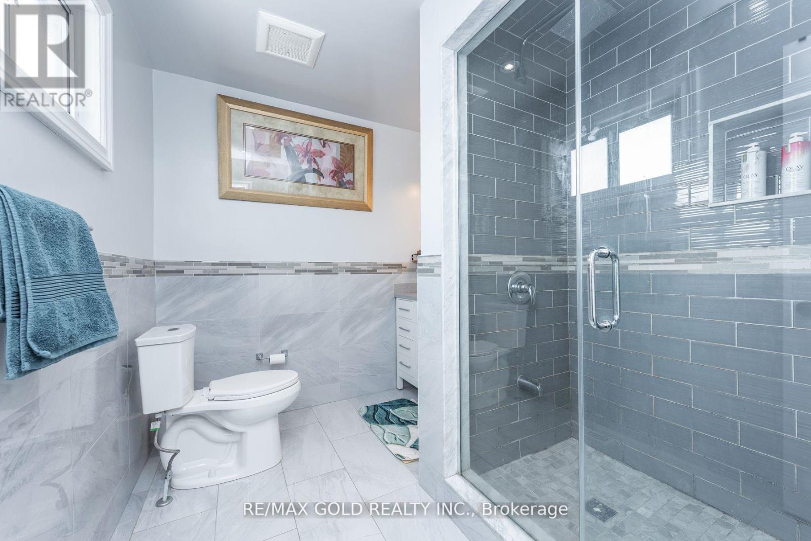 7258 Vernor Drive, Mississauga, Ontario  L4T 2P4 - Photo 22 - W12933084