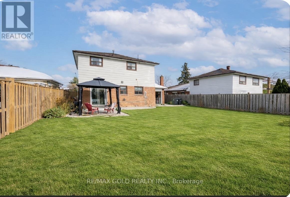 7258 Vernor Drive, Mississauga, Ontario  L4T 2P4 - Photo 35 - W12933084