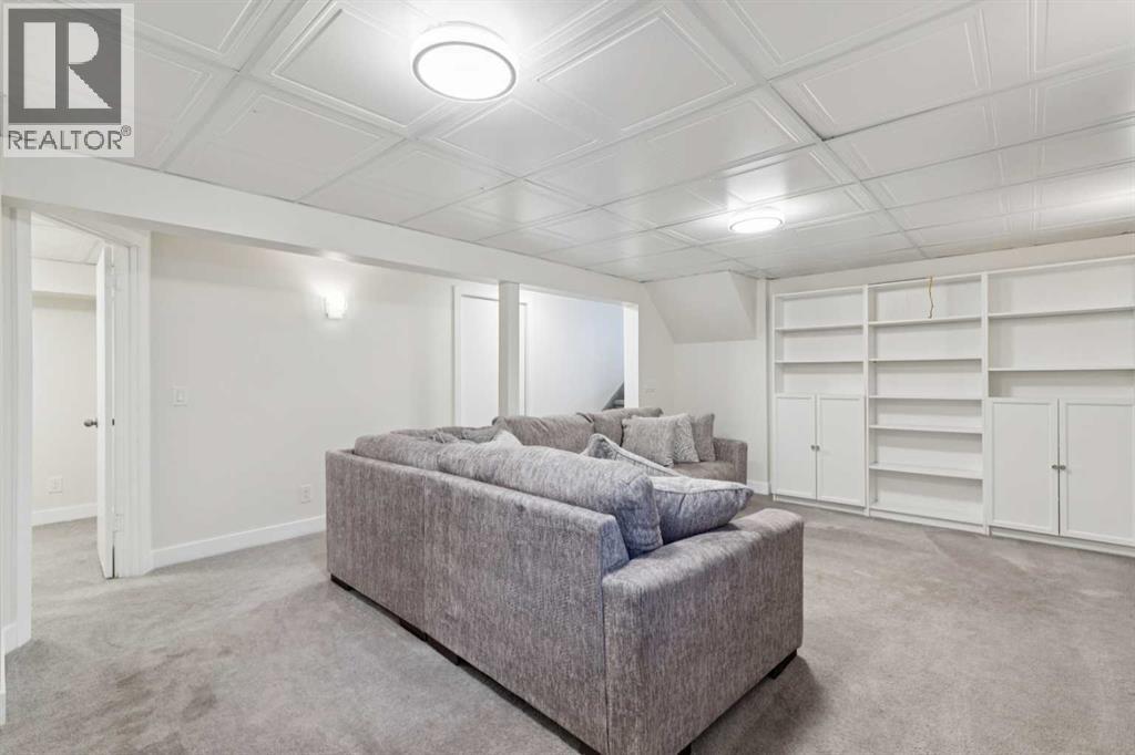 44 Shawcliffe Bay Sw, Calgary, Alberta  T2Y 1H1 - Photo 30 - A2293815