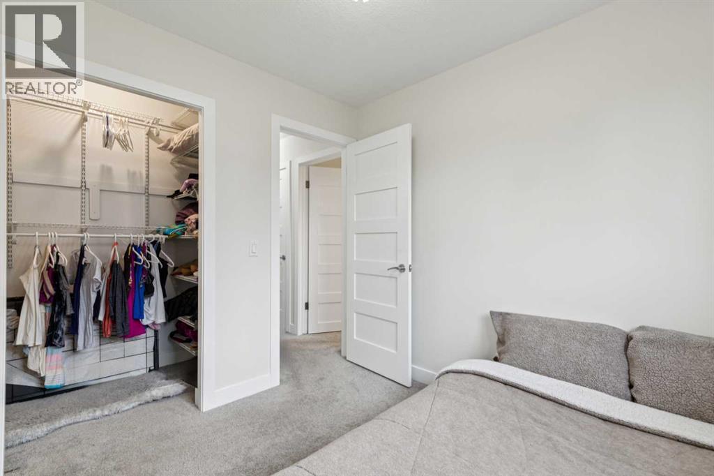 44 Shawcliffe Bay Sw, Calgary, Alberta  T2Y 1H1 - Photo 19 - A2293815