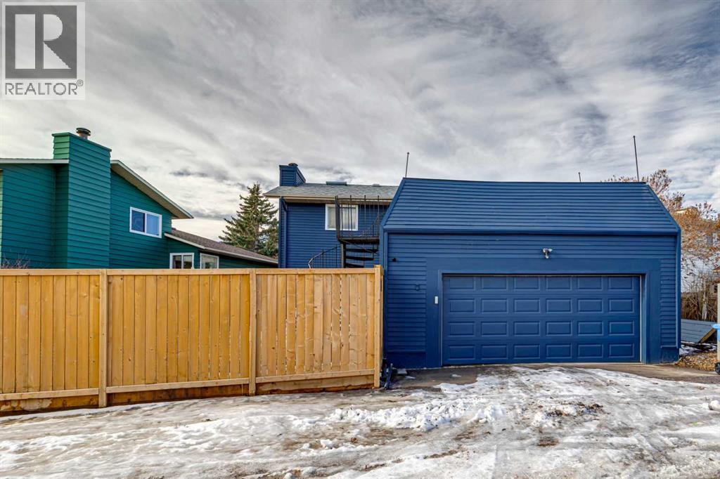 44 Shawcliffe Bay Sw, Calgary, Alberta  T2Y 1H1 - Photo 41 - A2293815