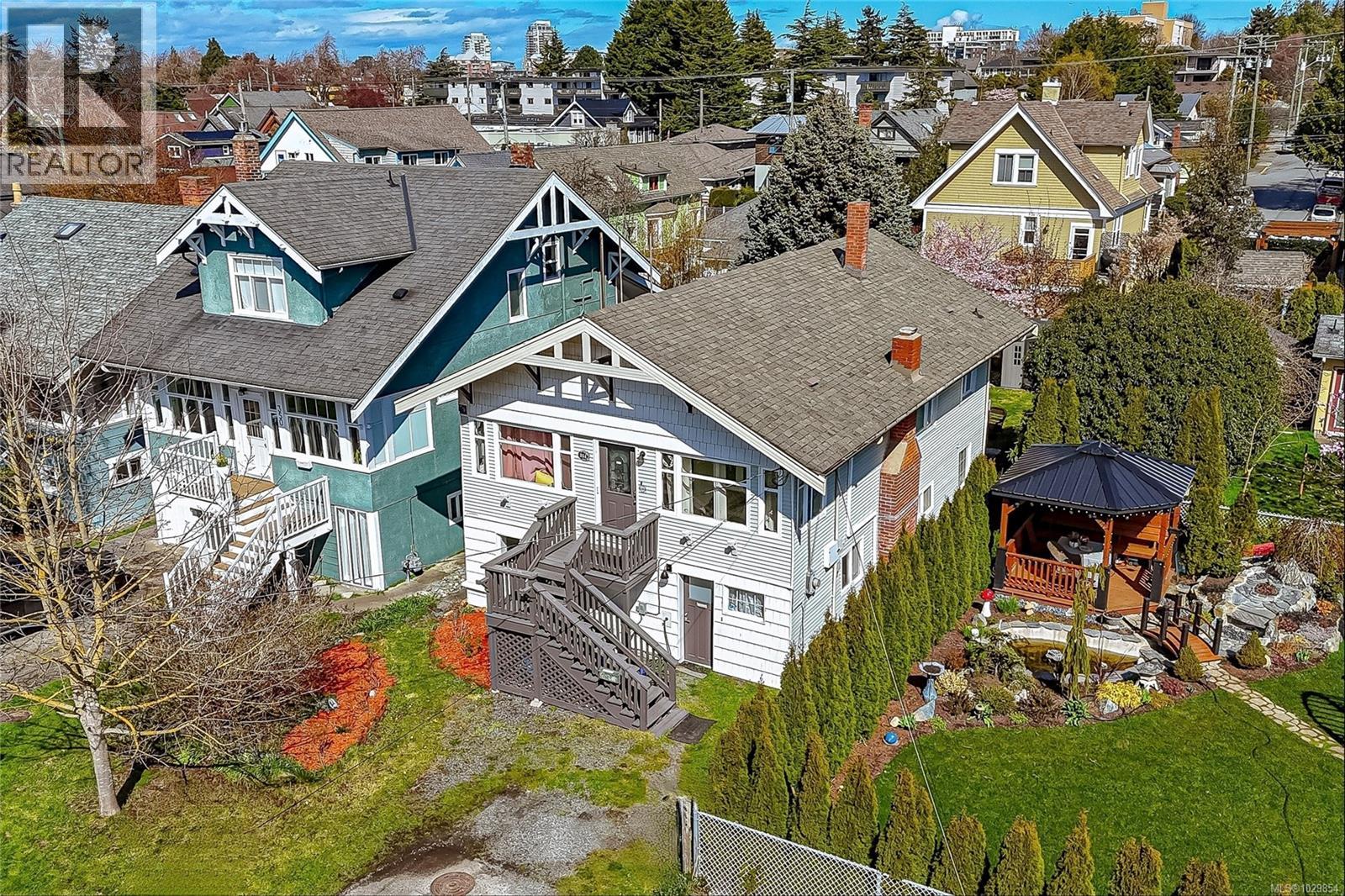 354 Berwick St, Victoria, British Columbia  V8V 1C7 - Photo 2 - 1029854