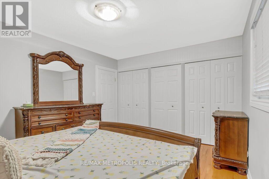 100 Warren Road, Kitchener, Ontario  N2M 4T4 - Photo 12 - X12933090