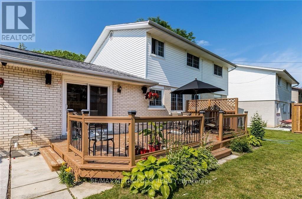 100 Warren Road, Kitchener, Ontario  N2M 4T4 - Photo 31 - X12933090