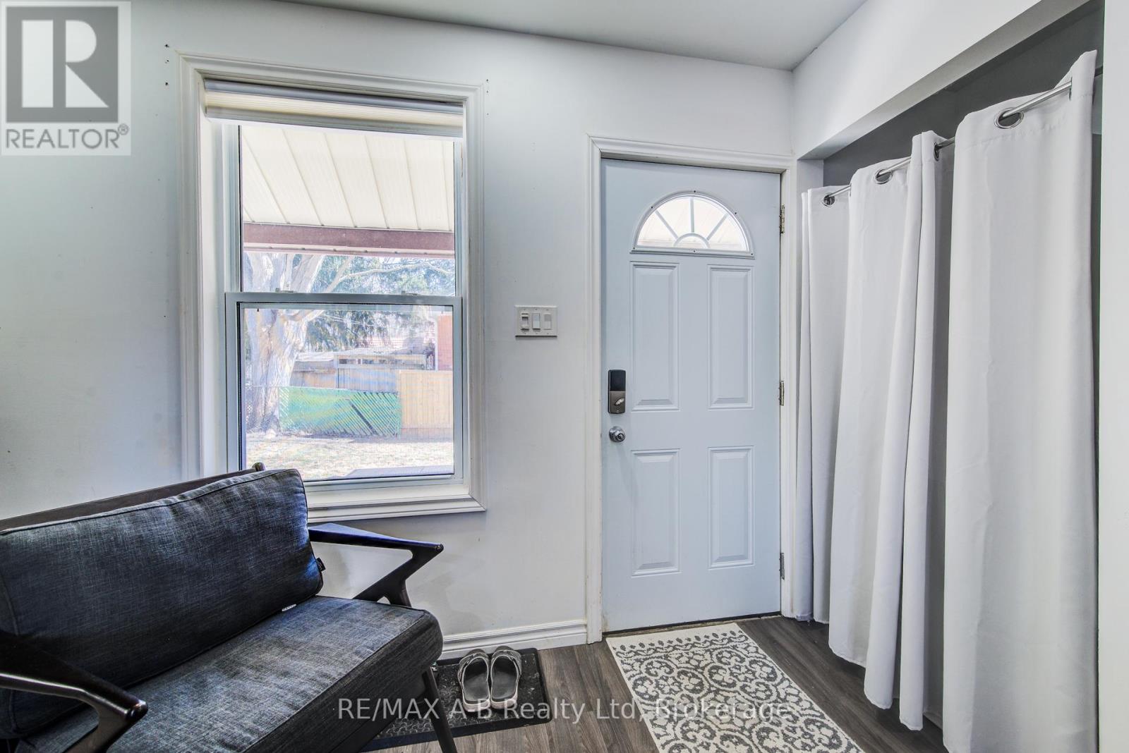 587 Ingersoll Avenue, Woodstock, Ontario  N4S 4Y4 - Photo 23 - X12933154