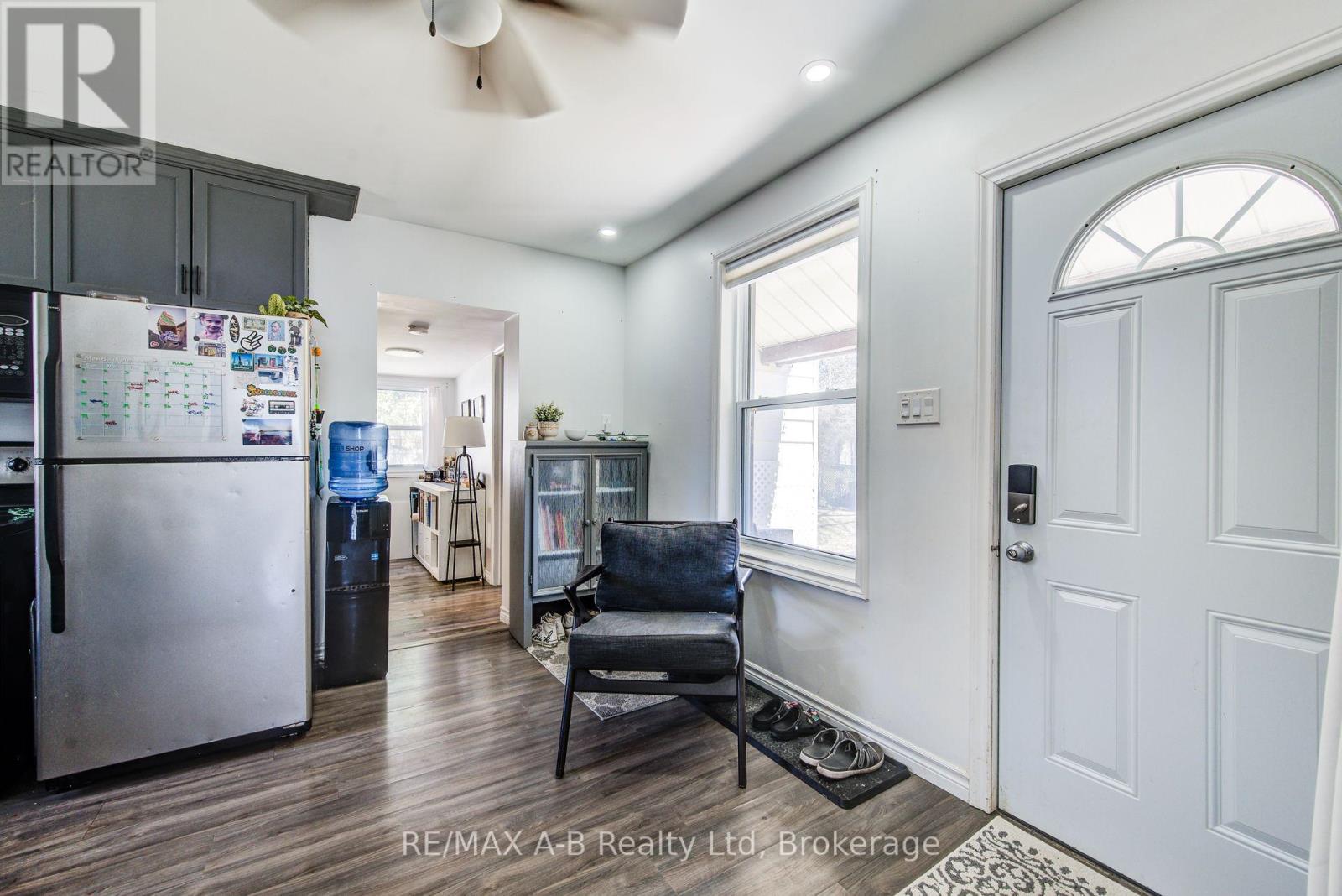 587 Ingersoll Avenue, Woodstock, Ontario  N4S 4Y4 - Photo 24 - X12933154