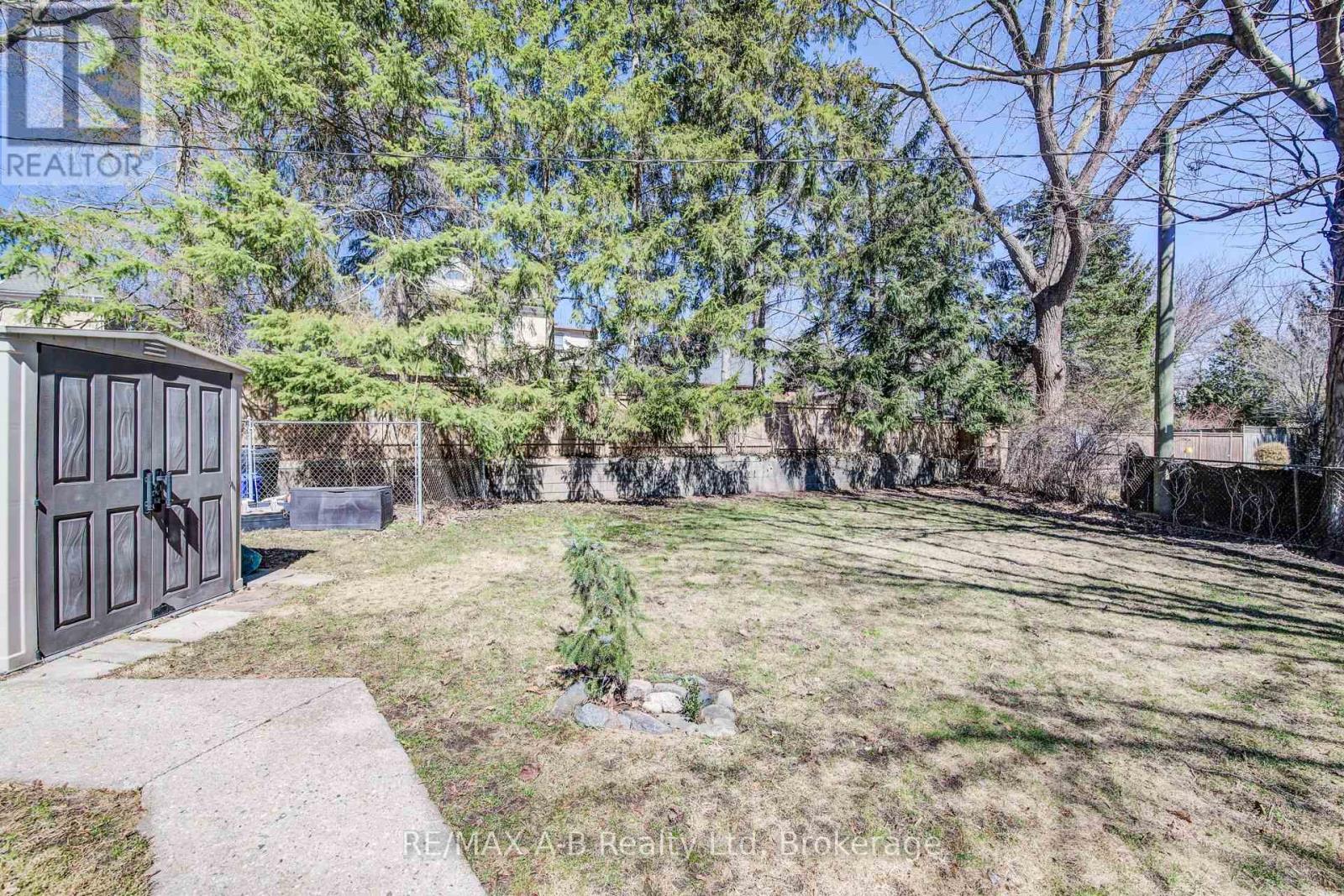 587 Ingersoll Avenue, Woodstock, Ontario  N4S 4Y4 - Photo 41 - X12933154