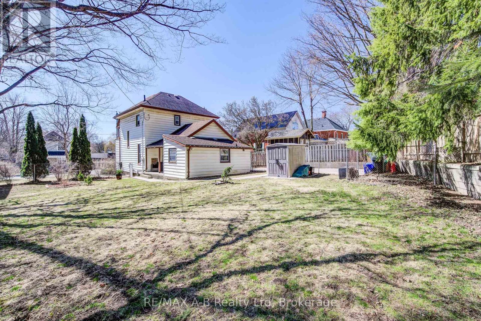 587 Ingersoll Avenue, Woodstock, Ontario  N4S 4Y4 - Photo 43 - X12933154