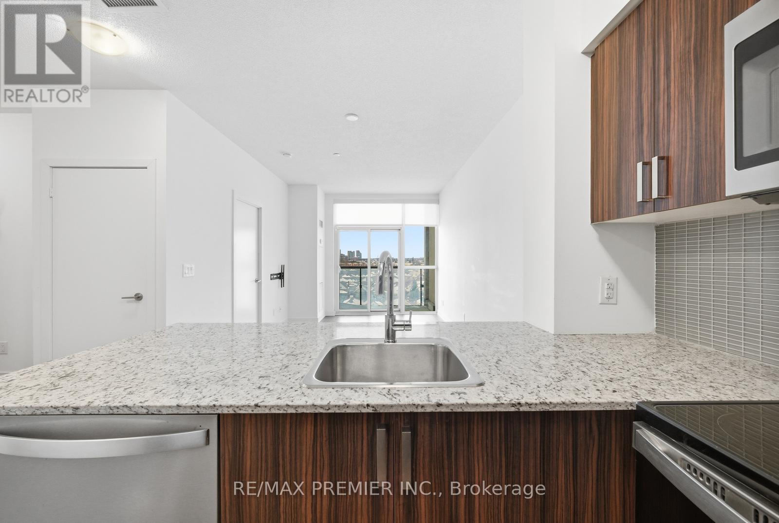 617 - 1603 Eglinton Avenue, Toronto, Ontario  M6E 0A1 - Photo 13 - C12933158