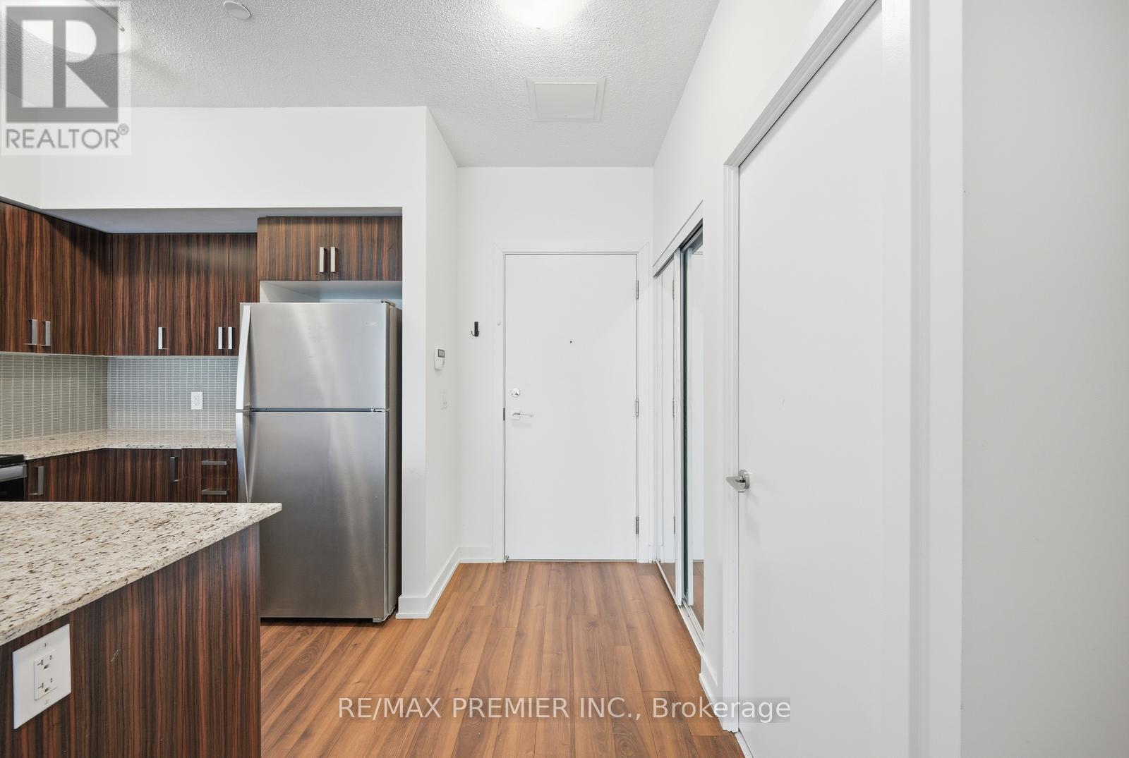 617 - 1603 Eglinton Avenue, Toronto, Ontario  M6E 0A1 - Photo 6 - C12933158