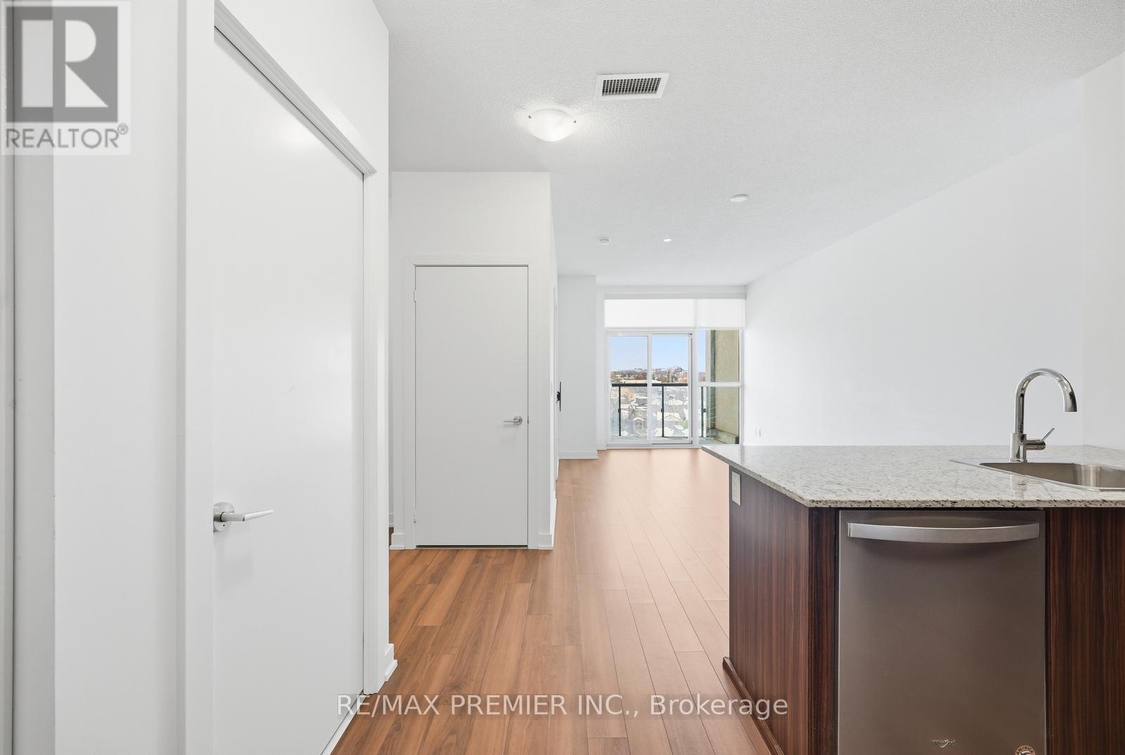 617 - 1603 Eglinton Avenue, Toronto, Ontario  M6E 0A1 - Photo 8 - C12933158