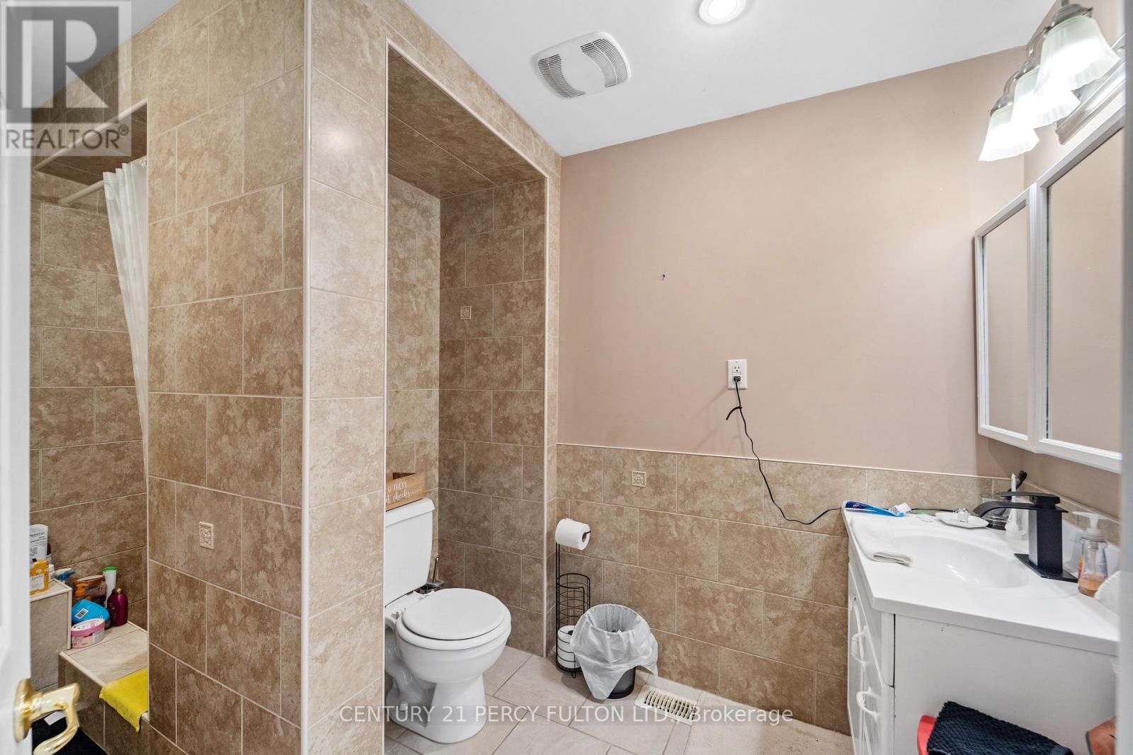 376 Fairlawn Street, Oshawa, Ontario  L1J 4R3 - Photo 6 - E12933156